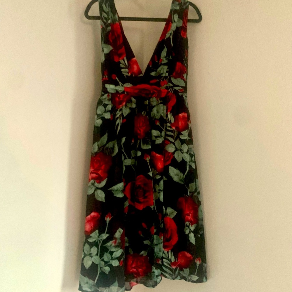 Lulu’s Queen of Hearts MIDI Dress